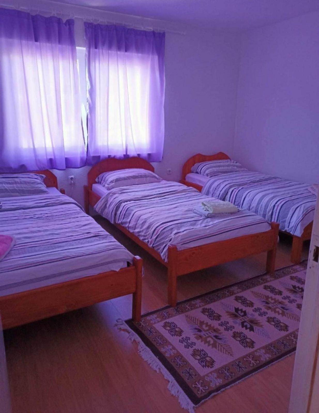 Home-Vasva And Hazim Cukovi Oda fotoğraf