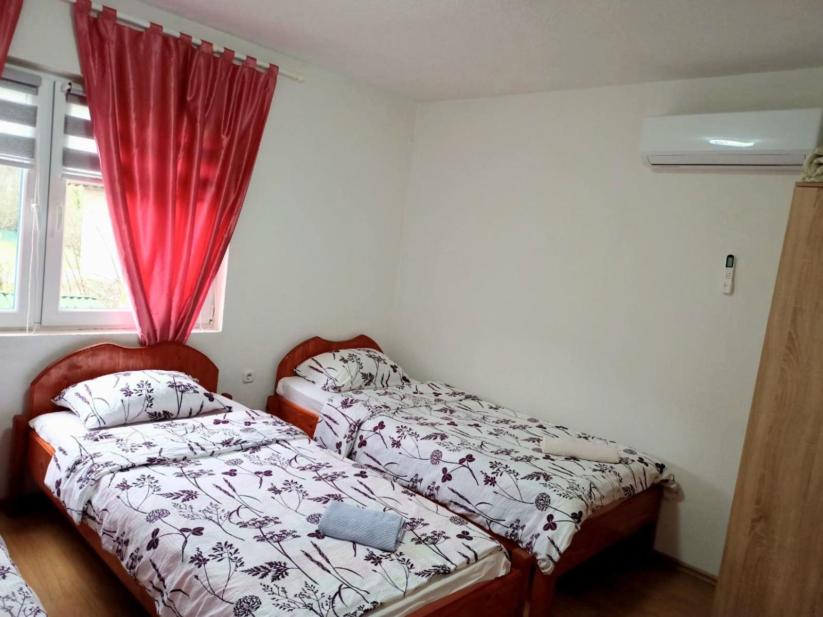 Home-Vasva And Hazim Cukovi Dış mekan fotoğraf